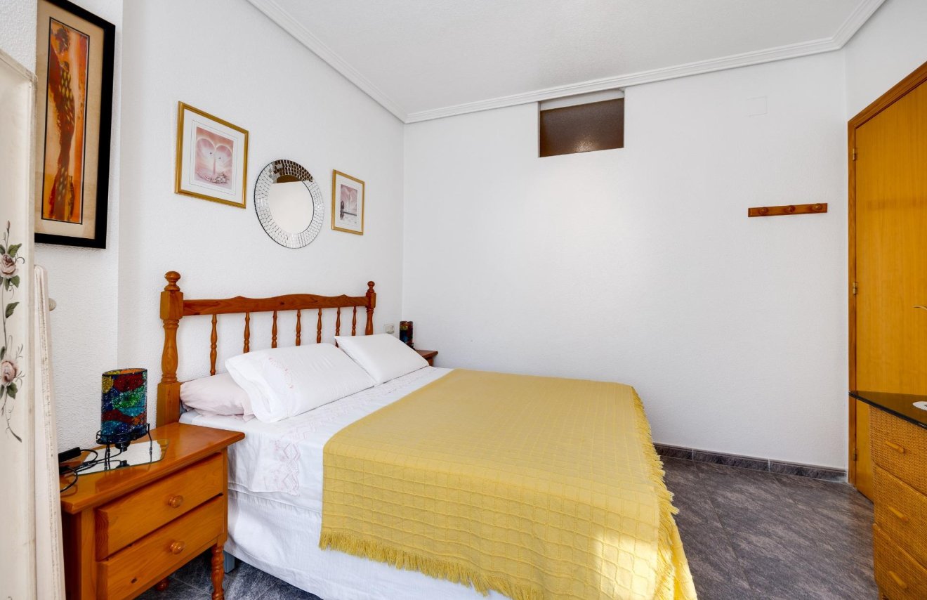Reventa - Apartamento - Torrevieja - Playa del Cura