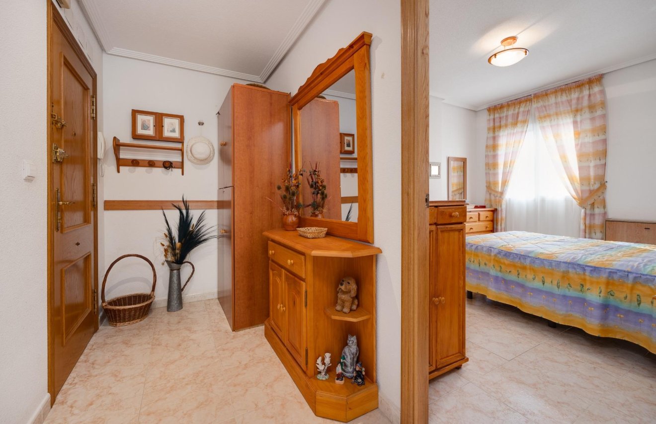 Reventa - Apartamento - Torrevieja - Playa del Cura