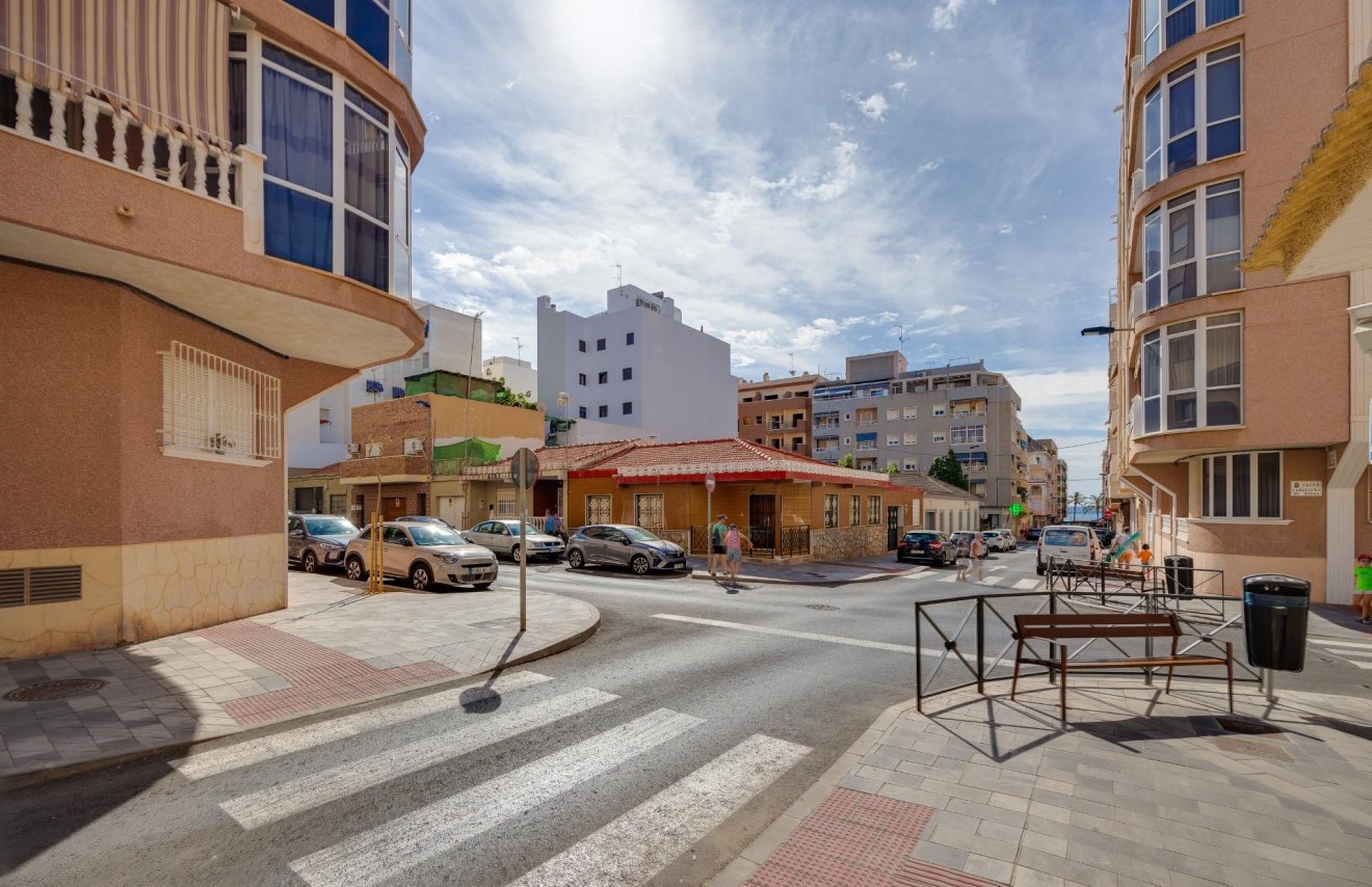 Reventa - Apartamento - Torrevieja - Playa del Cura