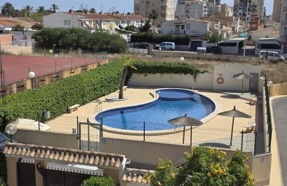 Reventa - Chalet - Torrevieja - Aguas Nuevas