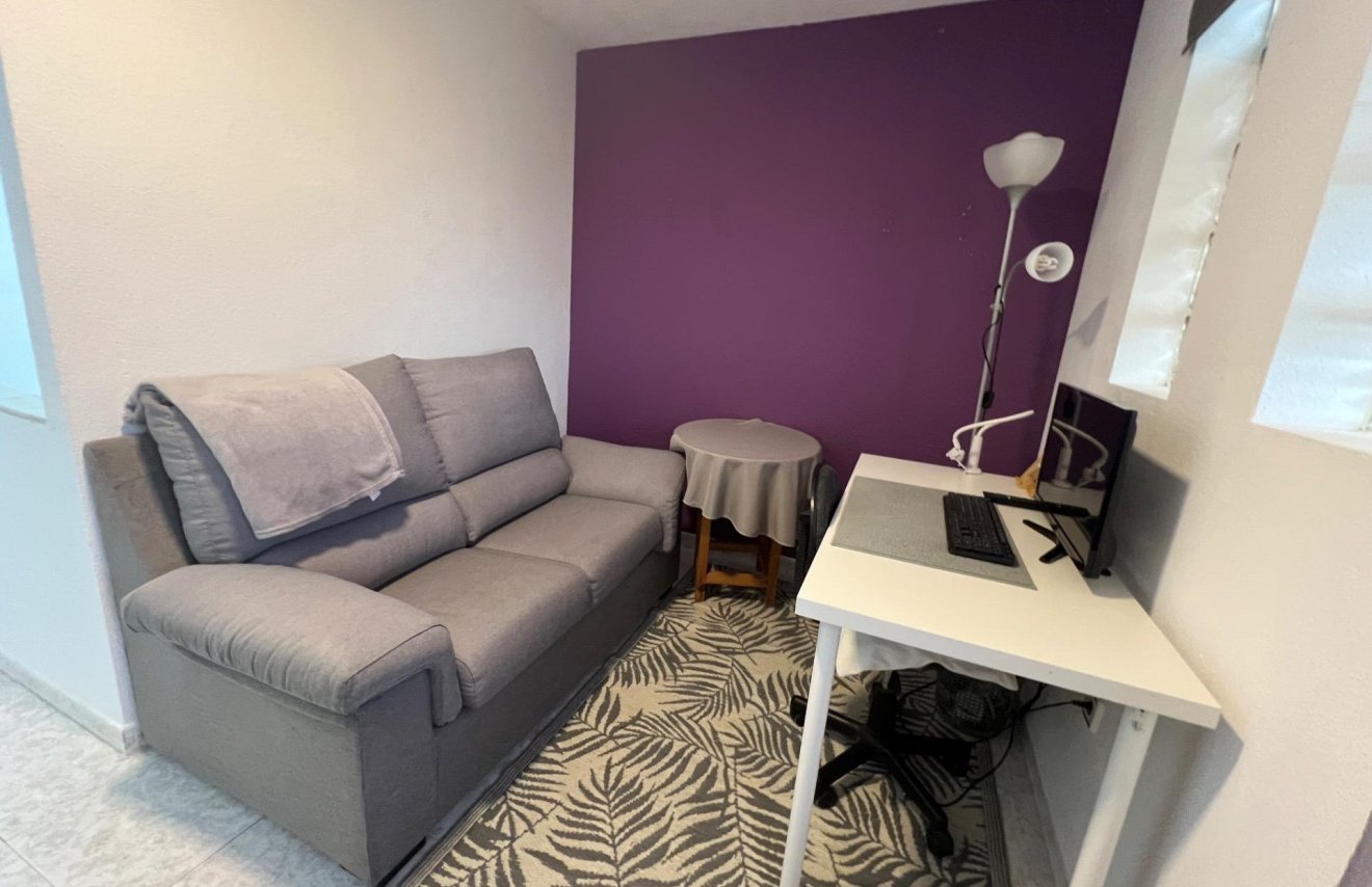 Reventa - Chalet - Torrevieja - Aguas Nuevas