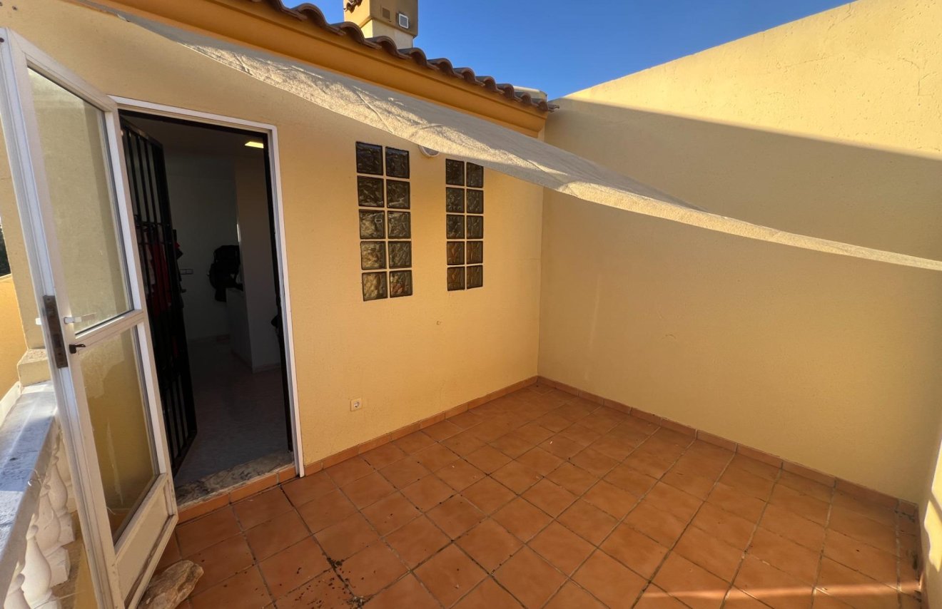 Reventa - Chalet - Torrevieja - Aguas Nuevas