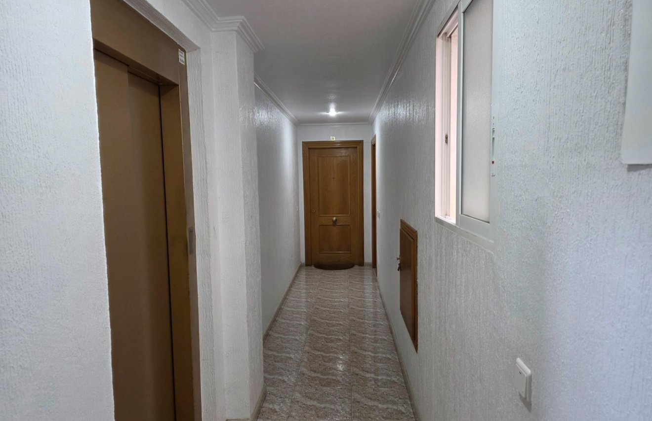 Reventa - Apartamento - Torrevieja - Playa del Cura