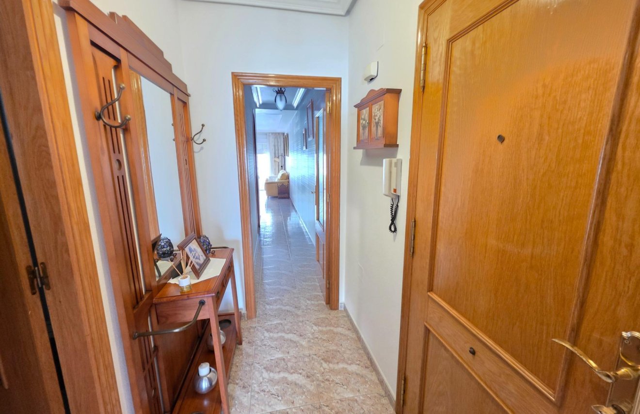 Reventa - Apartamento - Torrevieja - Playa del Cura