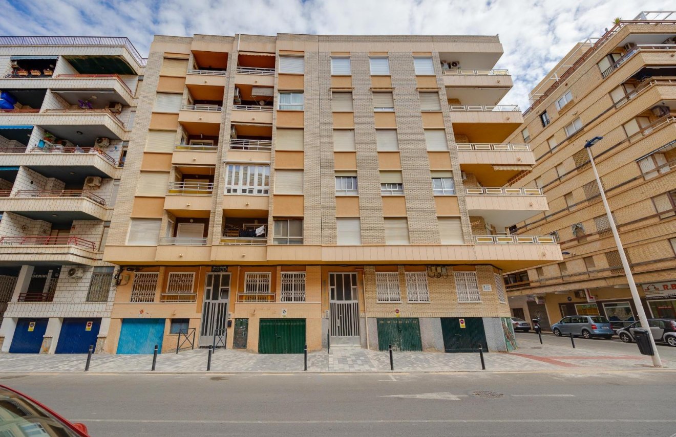 Reventa - Apartamento - Torrevieja - Playa del Cura