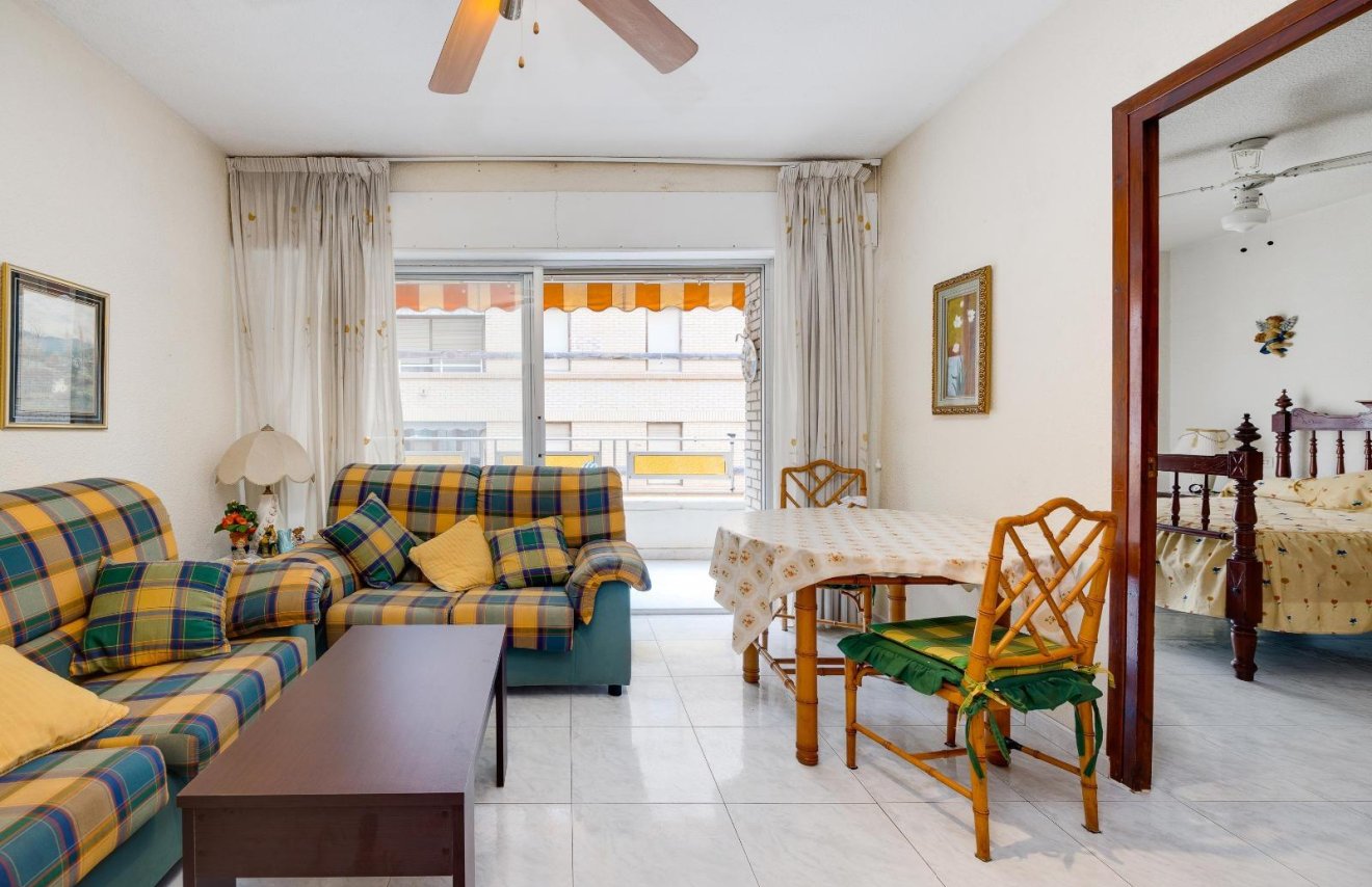 Reventa - Apartamento - Torrevieja - Playa del Cura