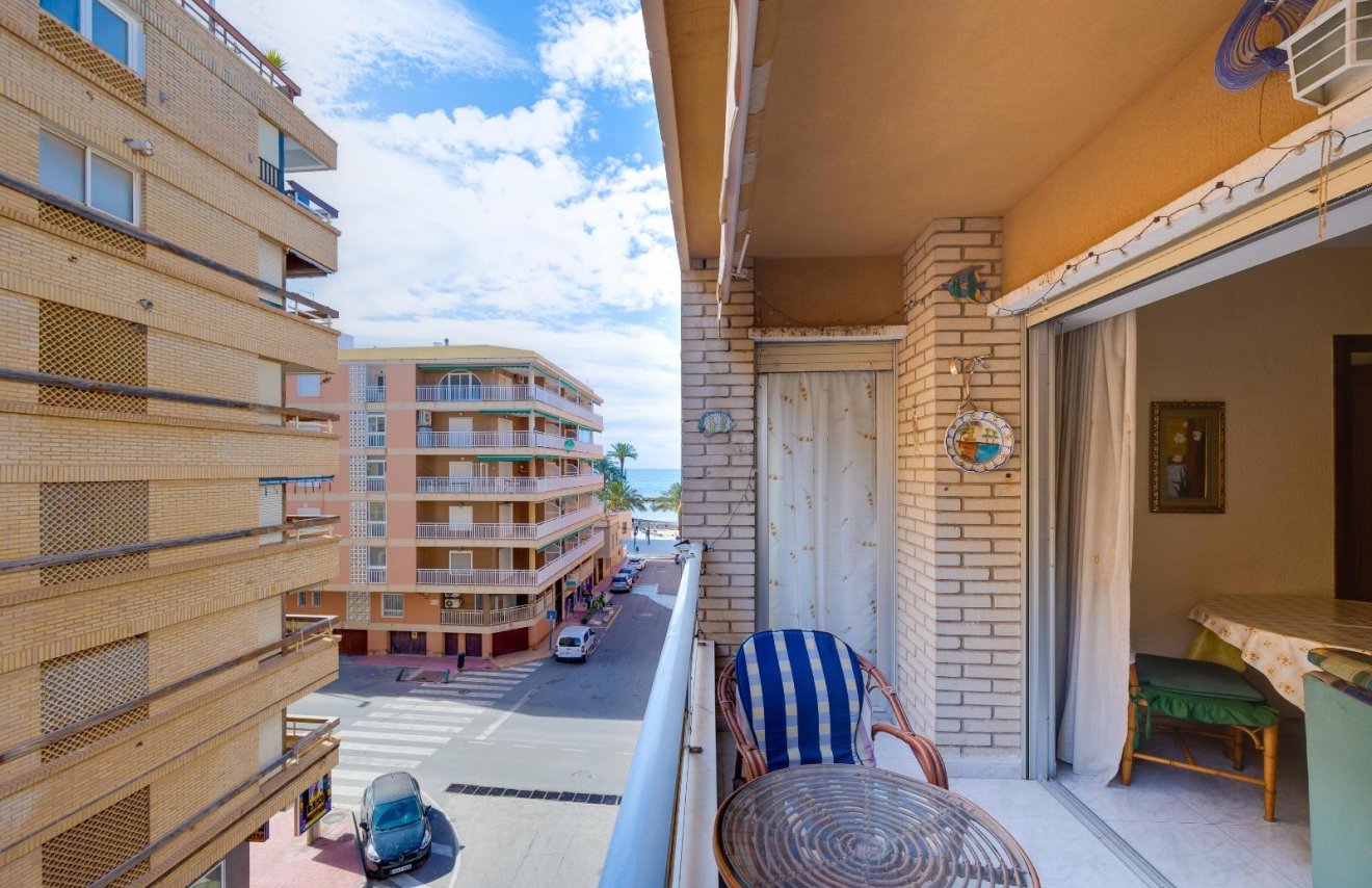 Reventa - Apartamento - Torrevieja - Playa del Cura