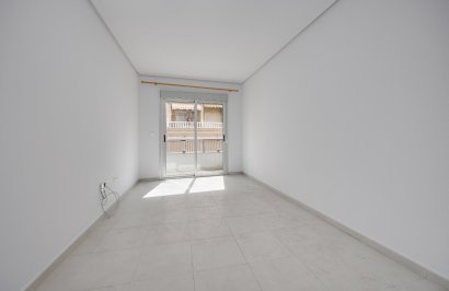 Reventa - Apartamento - Torrevieja - Estacion de autobuses