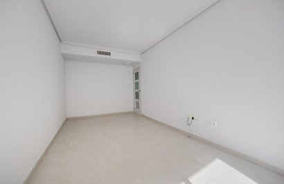Reventa - Apartamento - Torrevieja - Estacion de autobuses