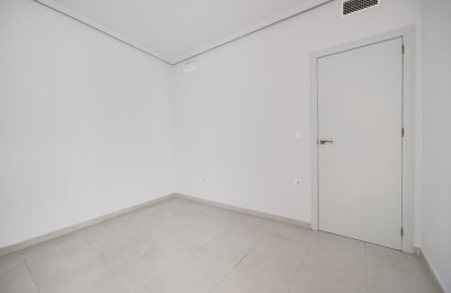 Reventa - Apartamento - Torrevieja - Estacion de autobuses