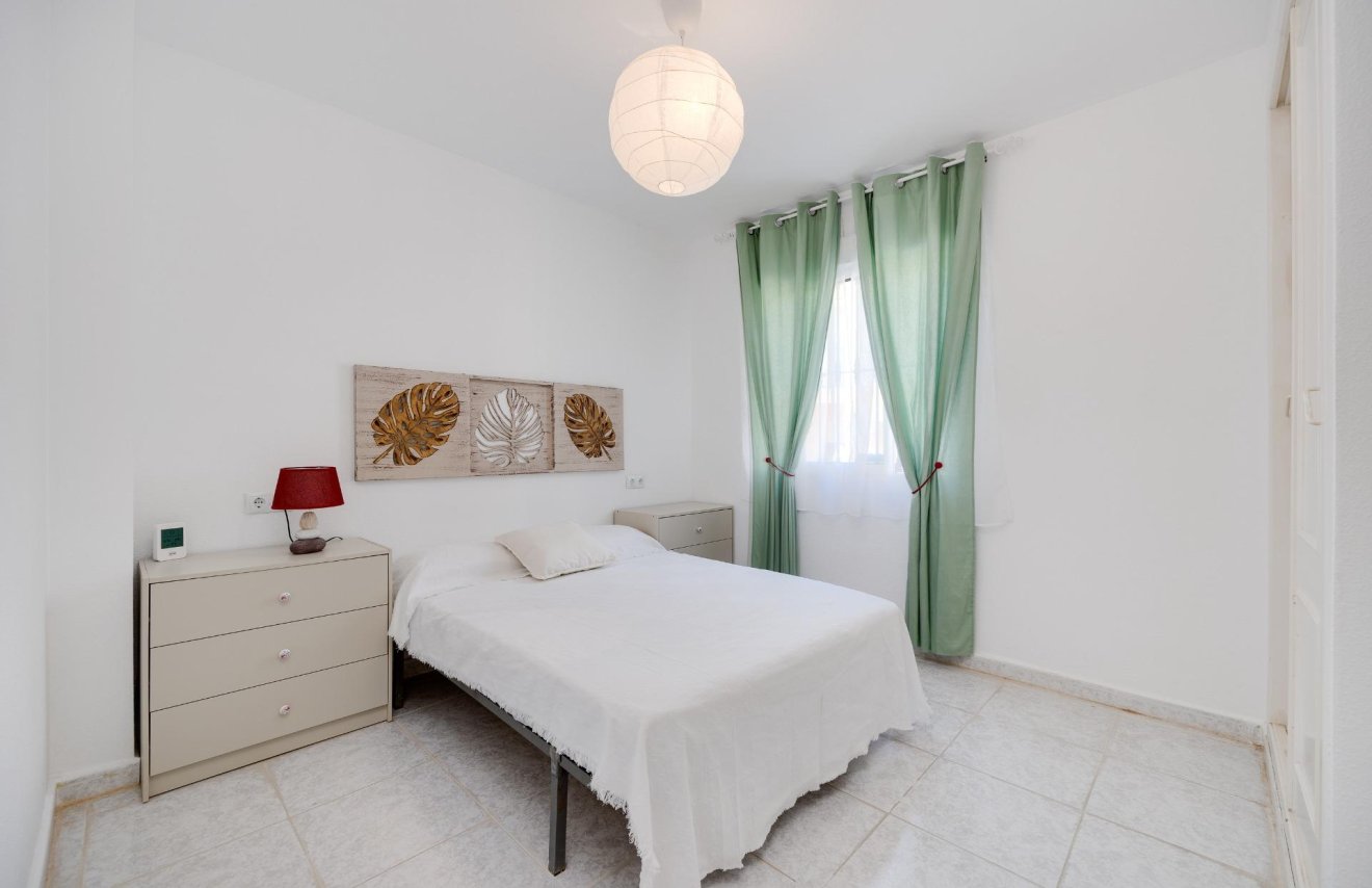 Reventa - Bungalow Planta Baja - Torrevieja - La Siesta - El Salado - Torreta