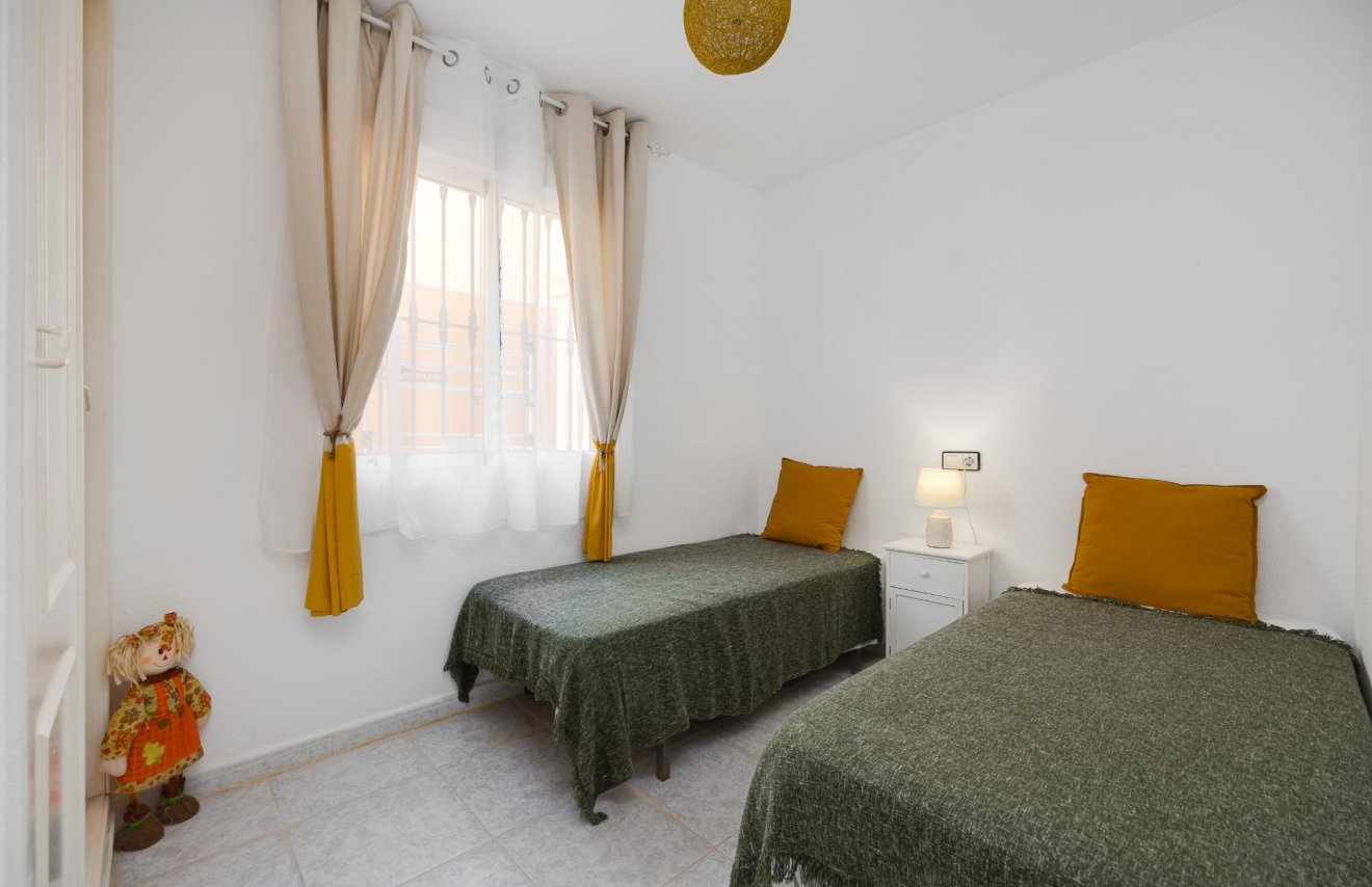Reventa - Bungalow Planta Baja - Torrevieja - La Siesta - El Salado - Torreta