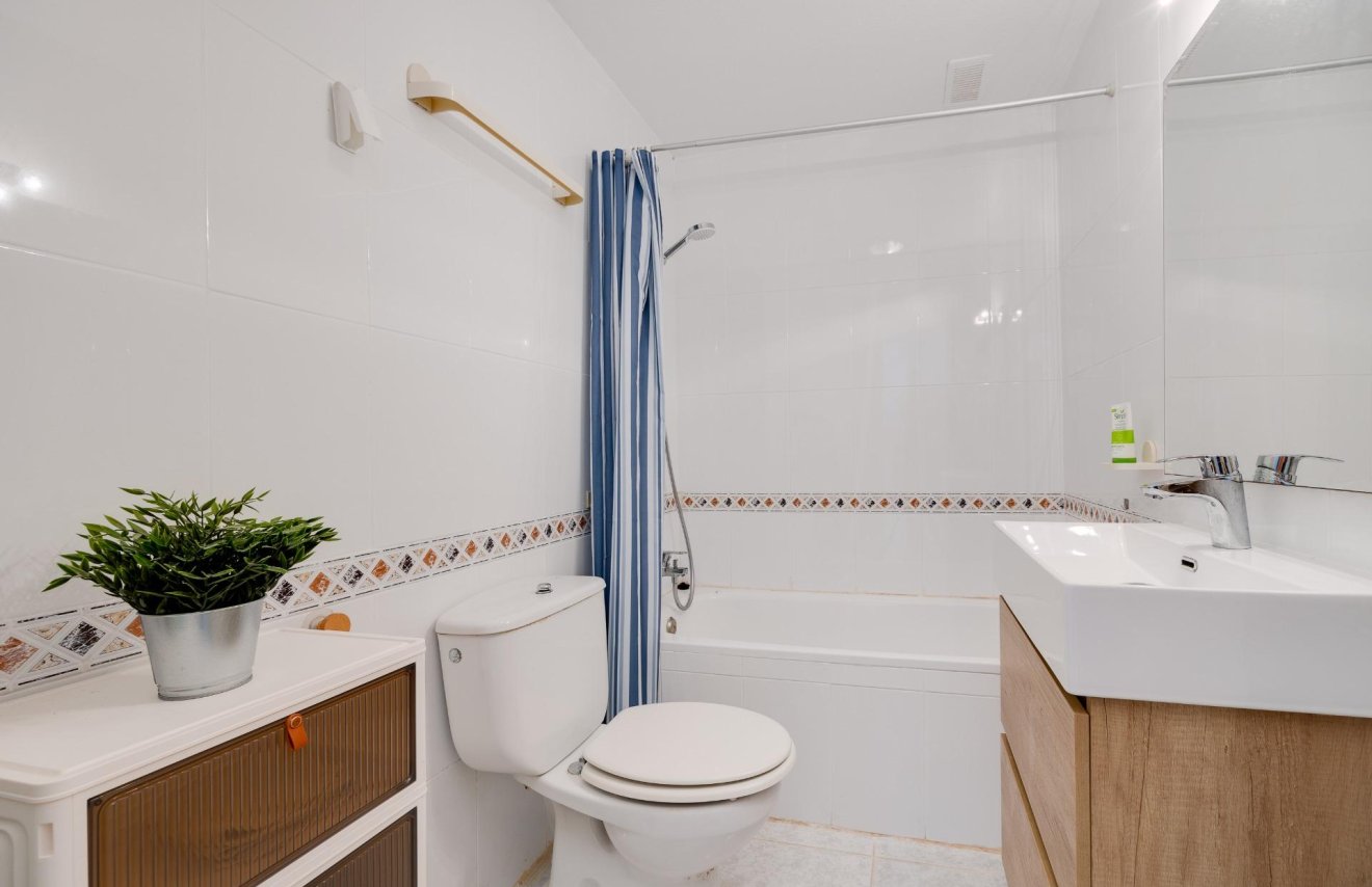 Reventa - Bungalow Planta Baja - Torrevieja - La Siesta - El Salado - Torreta