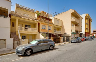 Reventa - Adosado - Los Montesinos - Pueblo 8