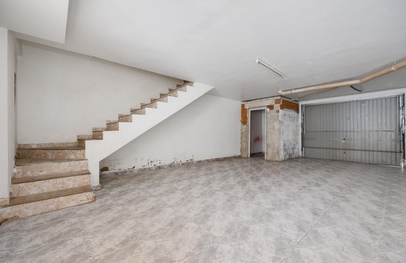 Reventa - Adosado - Los Montesinos - Pueblo 8