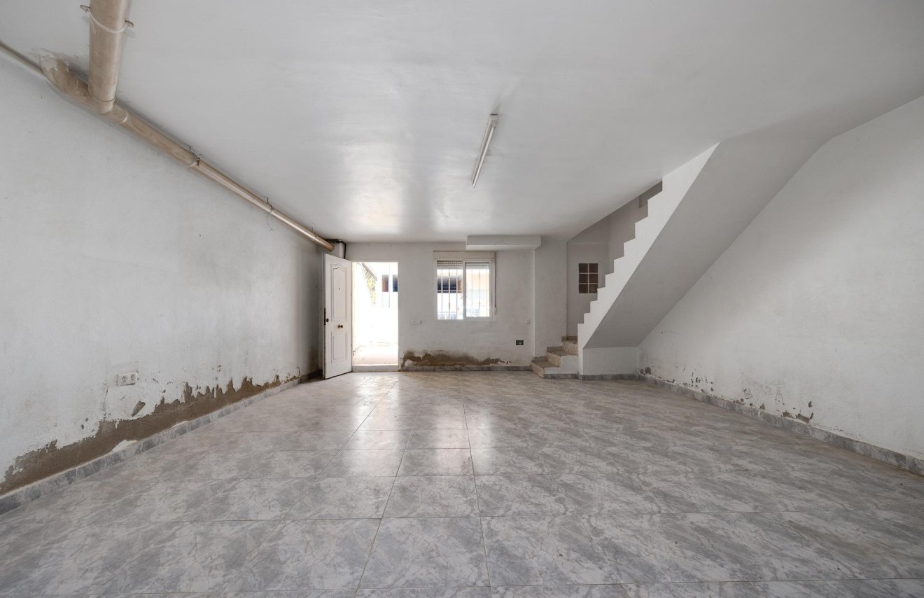 Reventa - Adosado - Los Montesinos - Pueblo 8