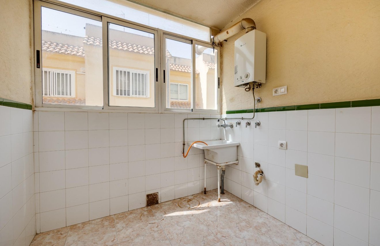 Reventa - Adosado - Los Montesinos - Pueblo 8