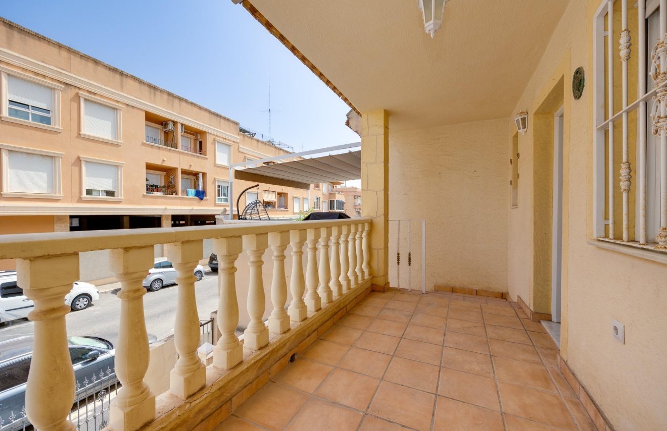 Reventa - Adosado - Los Montesinos - Pueblo 8