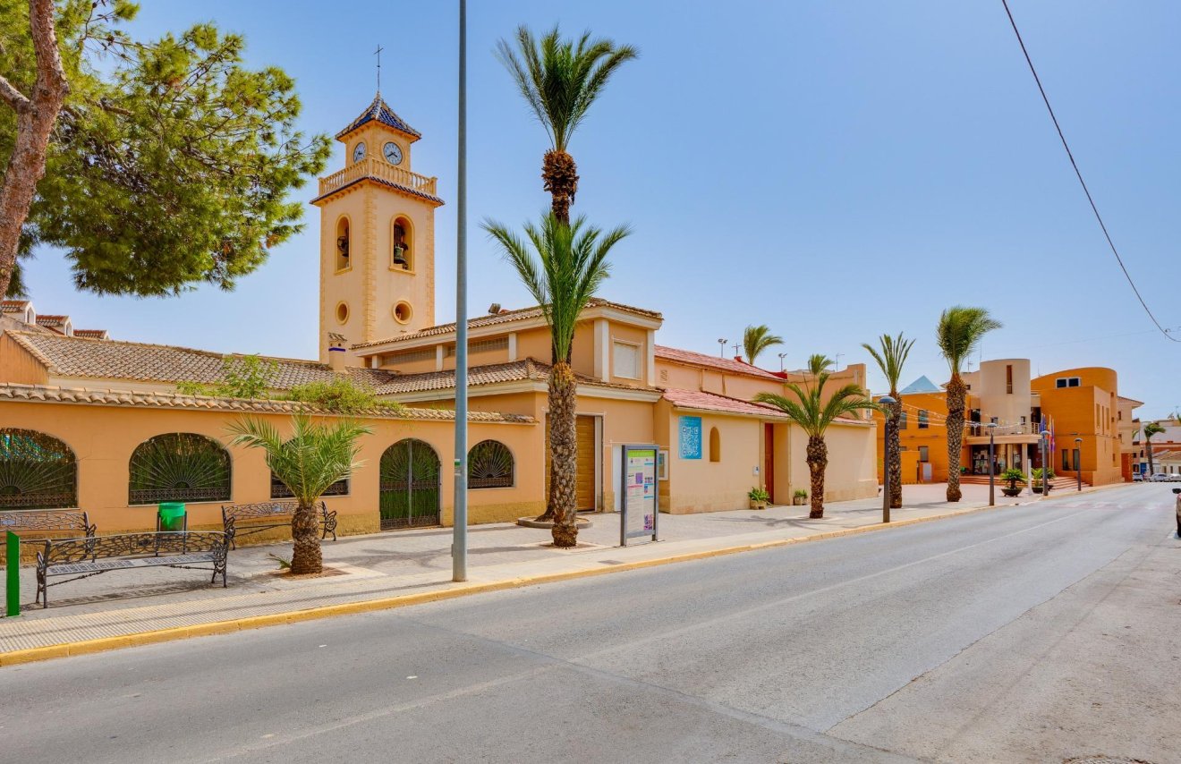 Reventa - Adosado - Los Montesinos - Pueblo 8