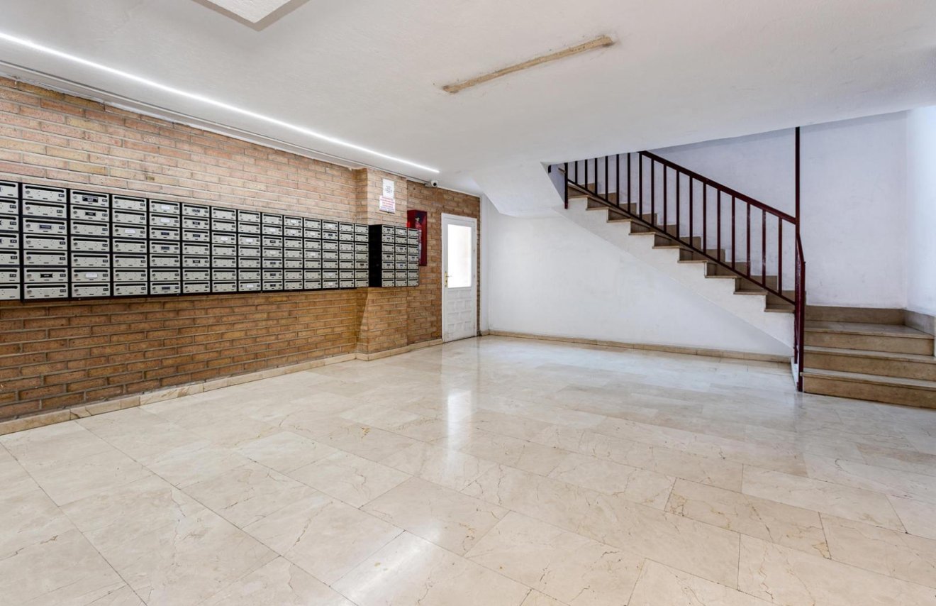 Reventa - Apartamento - Torrevieja - Playa de los Locos