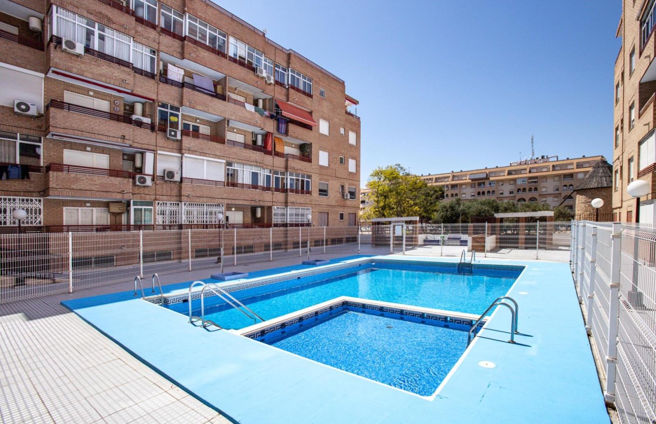 Reventa - Apartamento - Torrevieja - Playa de los Locos