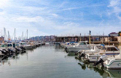 Reventa - Estudio - Torrevieja - Acequion