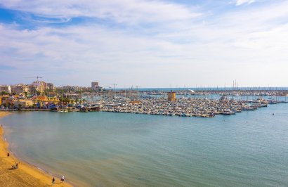 Reventa - Estudio - Torrevieja - Acequion