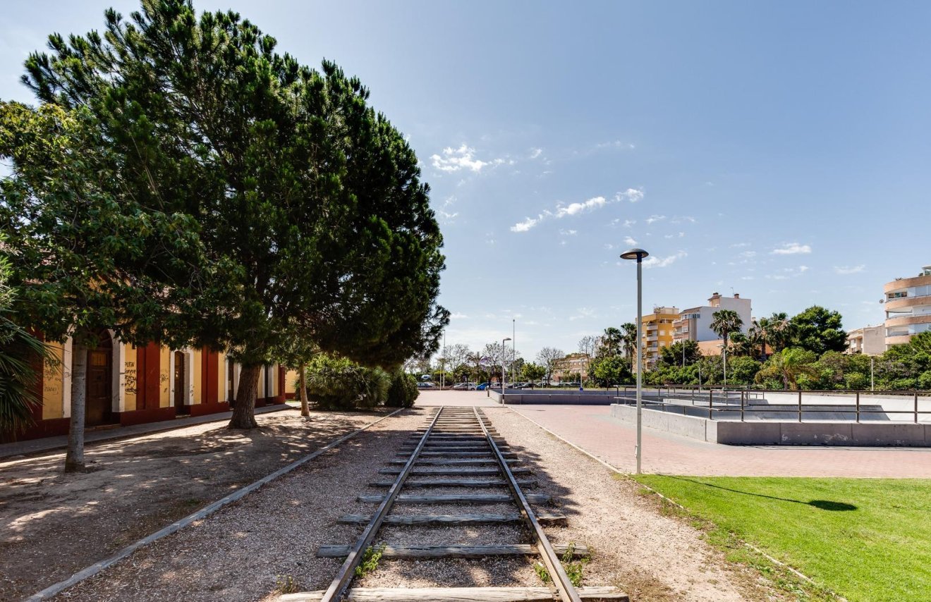 Reventa - Estudio - Torrevieja - Acequion