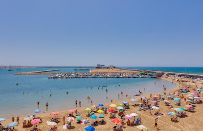 Reventa - Estudio - Torrevieja - Acequion