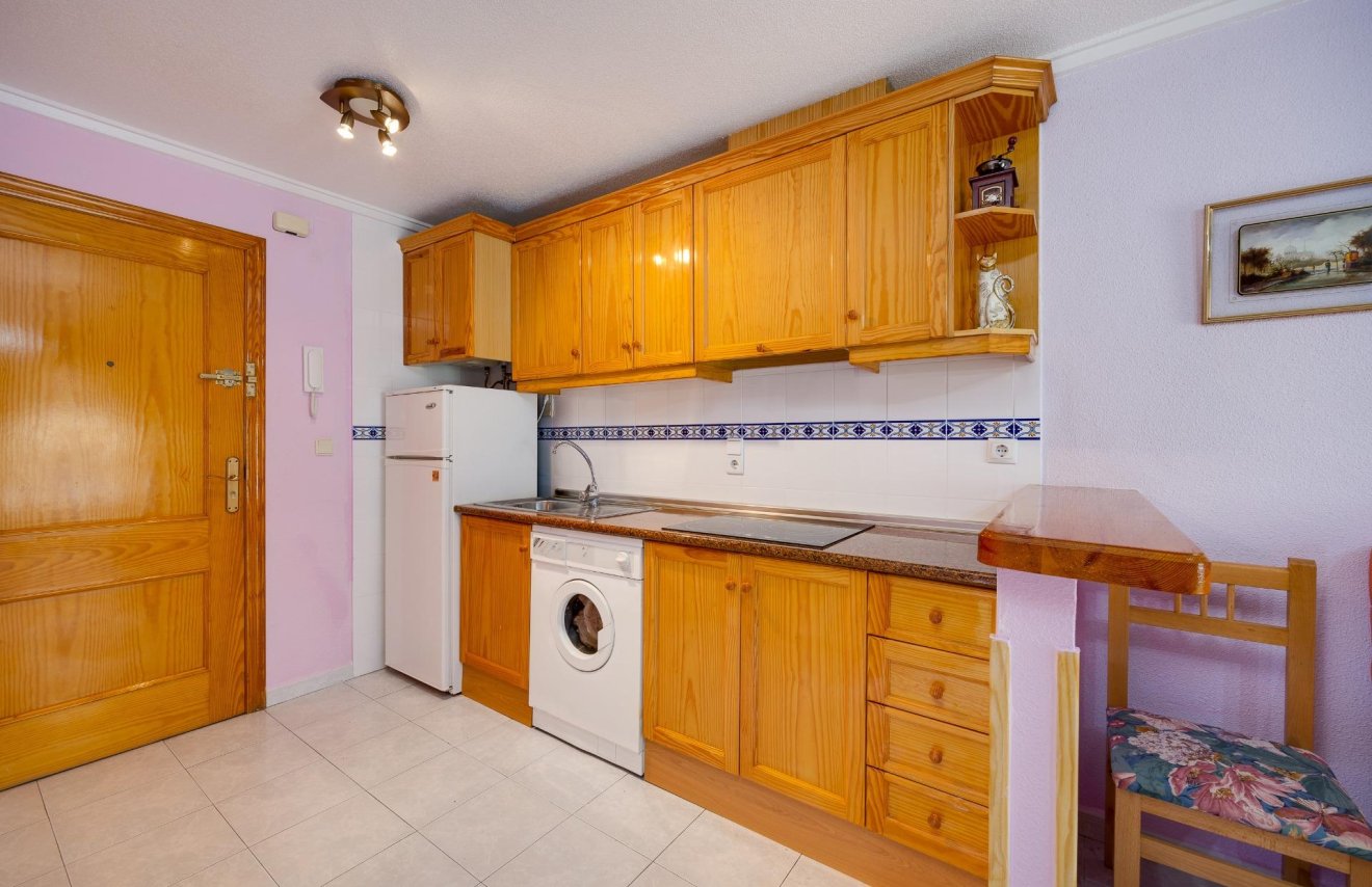 Reventa - Estudio - Torrevieja - Acequion