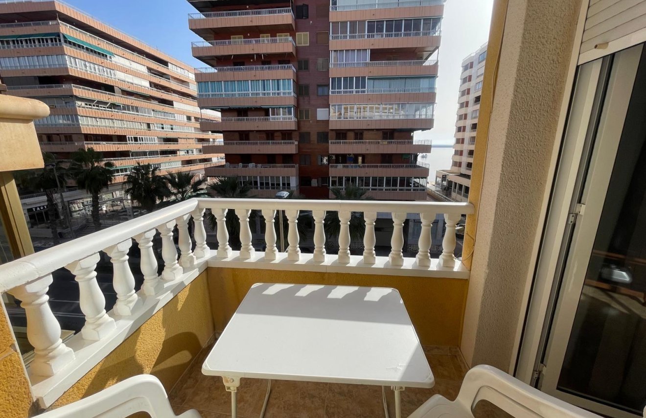 Revente - Apartamento - Torrevieja - Acequion
