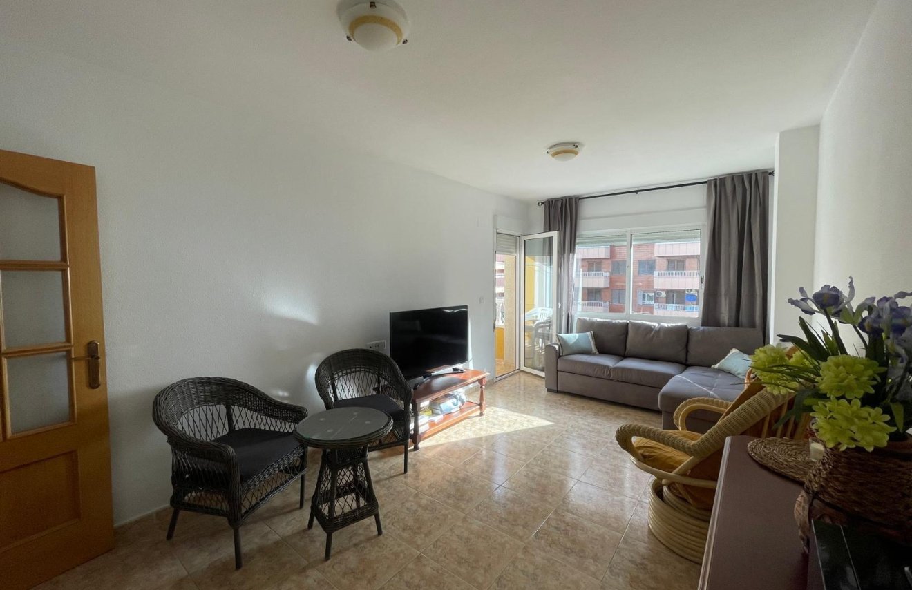 Revente - Apartamento - Torrevieja - Acequion