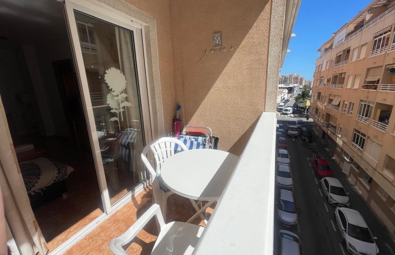 Reventa - Apartamento - Torrevieja - Estacion de autobuses