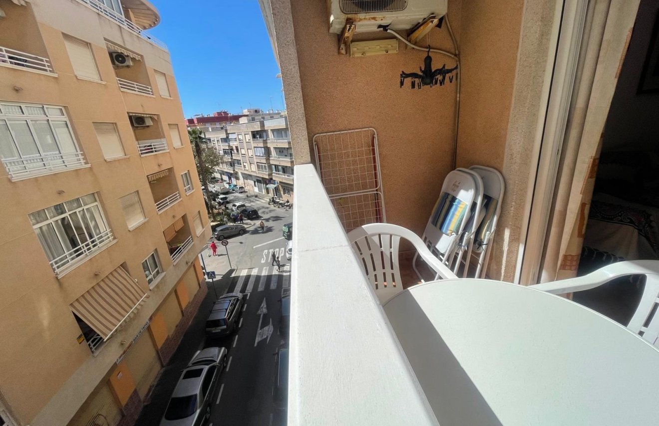 Reventa - Apartamento - Torrevieja - Estacion de autobuses