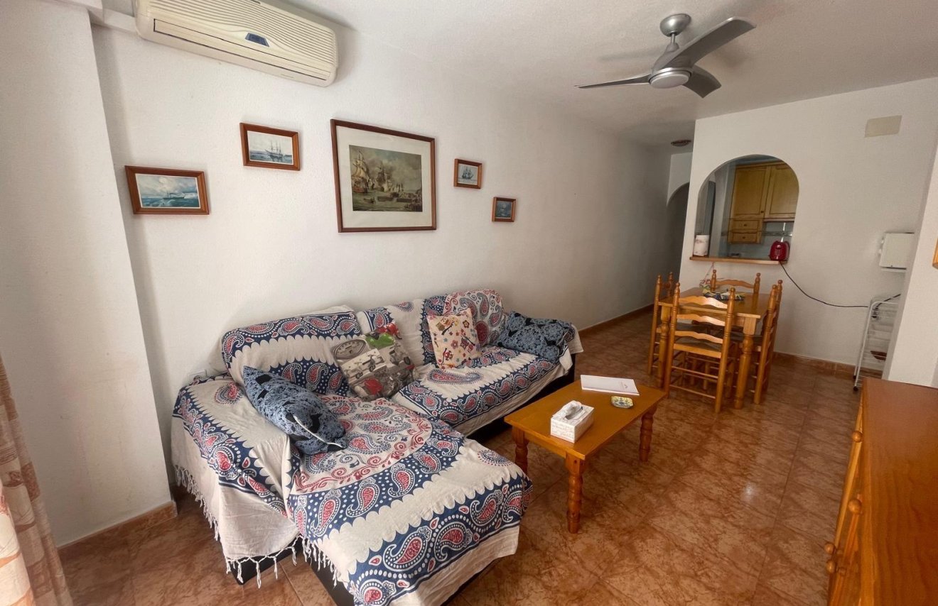 Reventa - Apartamento - Torrevieja - Estacion de autobuses