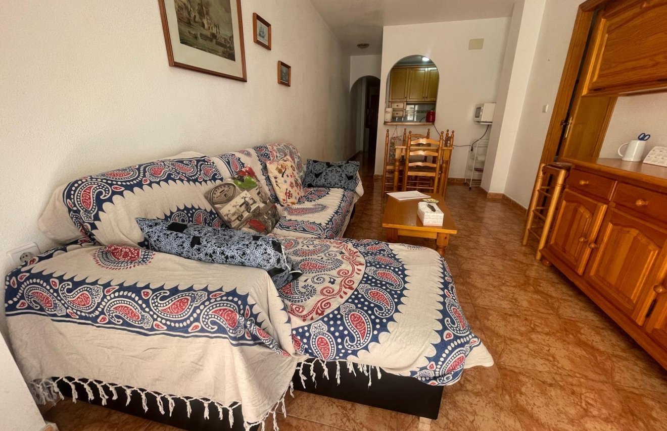 Reventa - Apartamento - Torrevieja - Estacion de autobuses