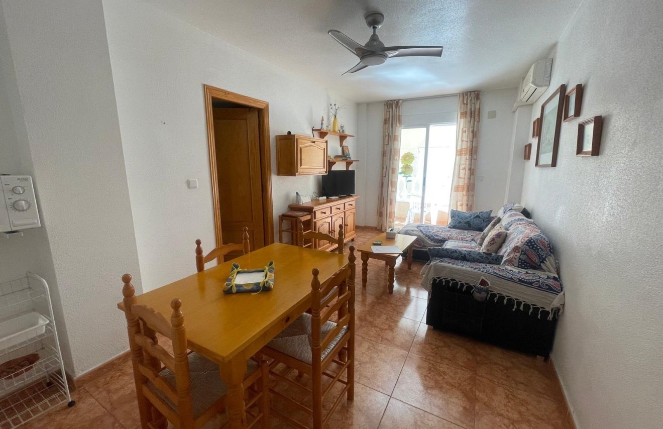 Reventa - Apartamento - Torrevieja - Estacion de autobuses