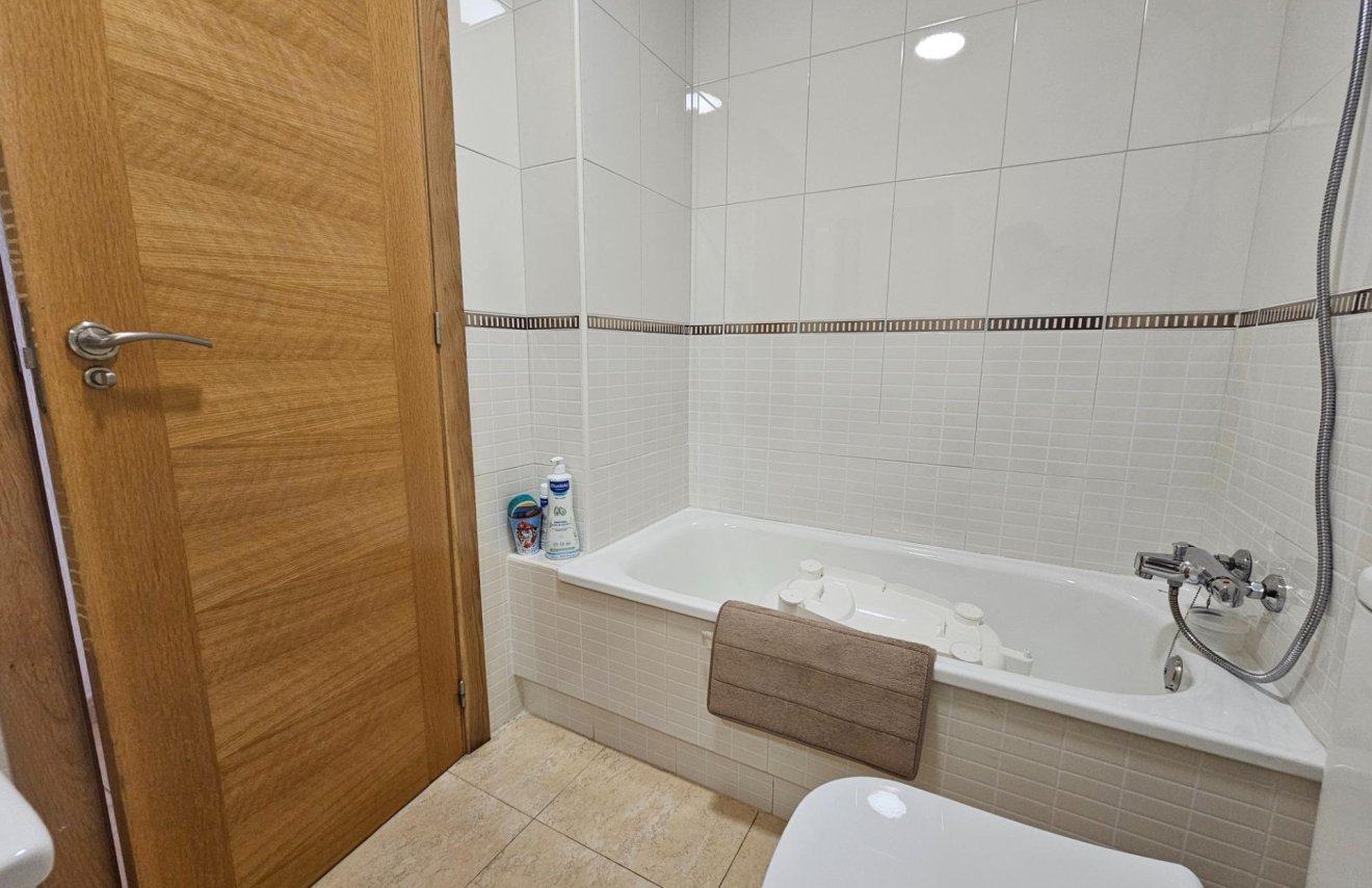 Revente - Apartamento - Torrevieja - Playa del Cura