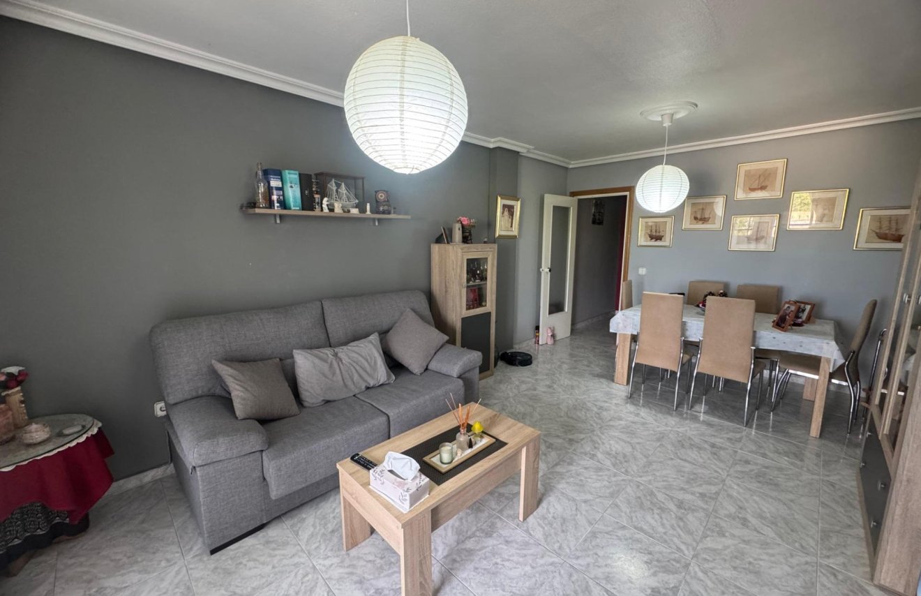 Reventa - Apartamento - Torrevieja - Acequion