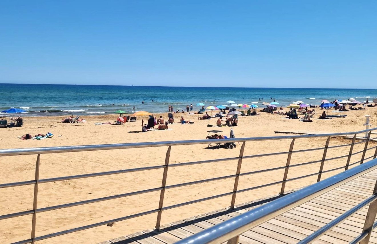Reventa - Apartamento - Torrevieja - La Mata