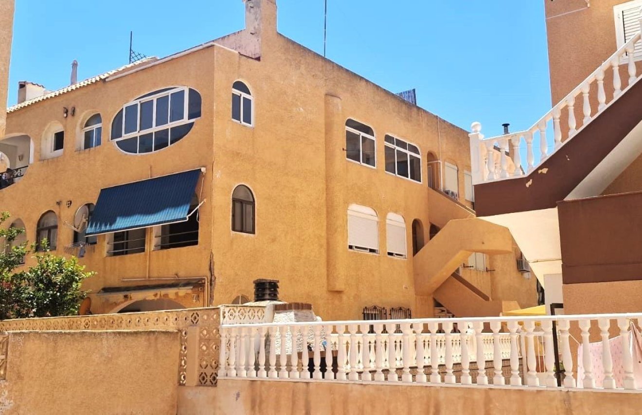 Reventa - Apartamento - Torrevieja - La Mata