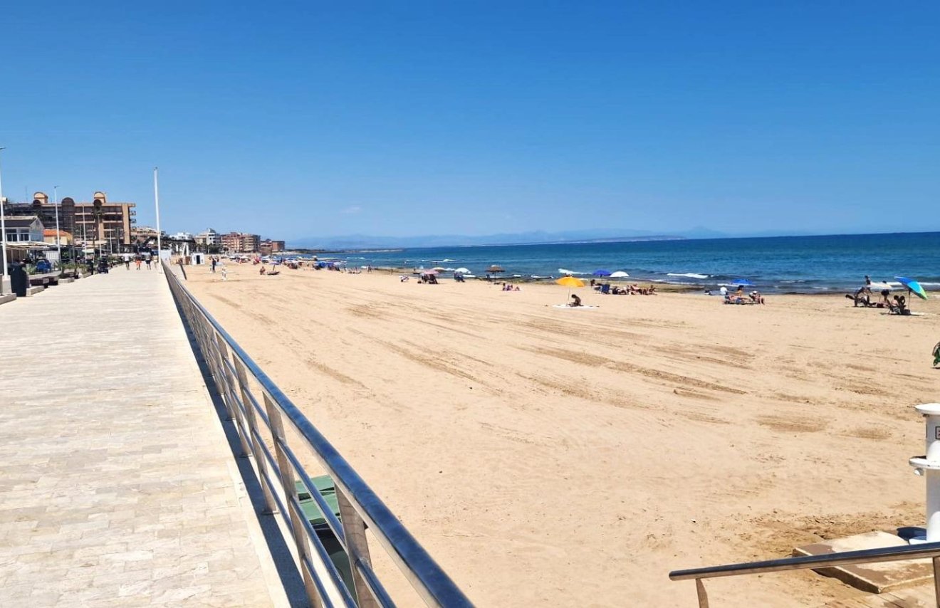 Reventa - Apartamento - Torrevieja - La Mata