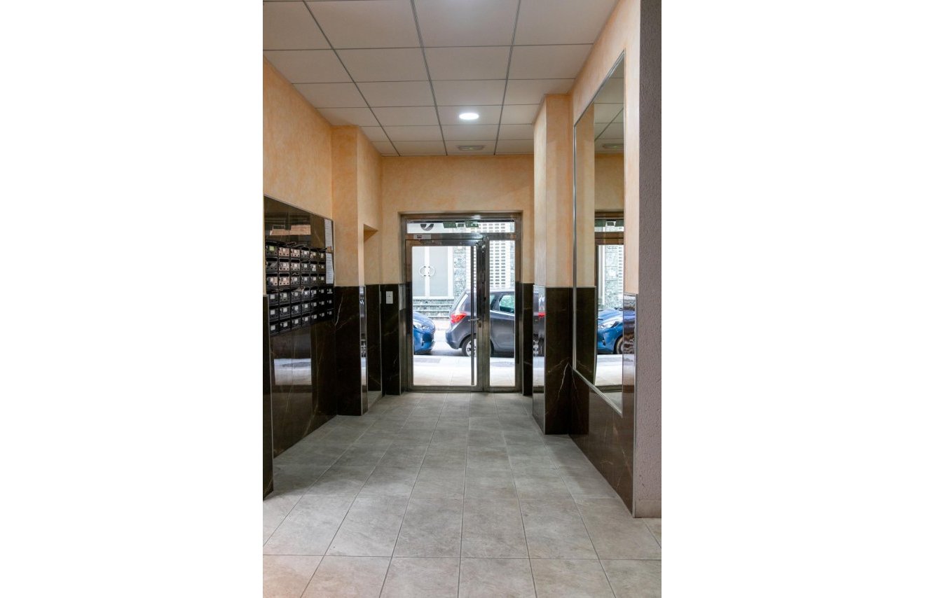 Reventa - Apartamento - Torrevieja - Centro