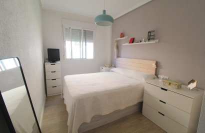 Reventa - Planta baja - Torrevieja - Aguas nuevas 1