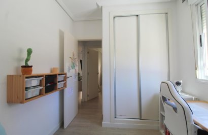 Reventa - Planta baja - Torrevieja - Aguas nuevas 1