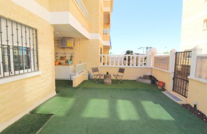 Reventa - Planta baja - Torrevieja - Aguas nuevas 1