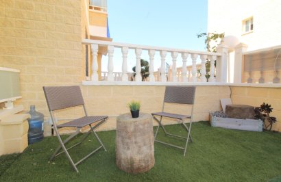 Reventa - Planta baja - Torrevieja - Aguas nuevas 1