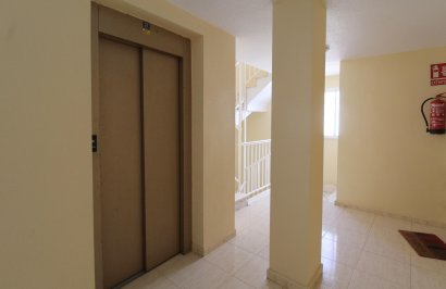 Reventa - Apartamento - Torrevieja - Playa del Cura