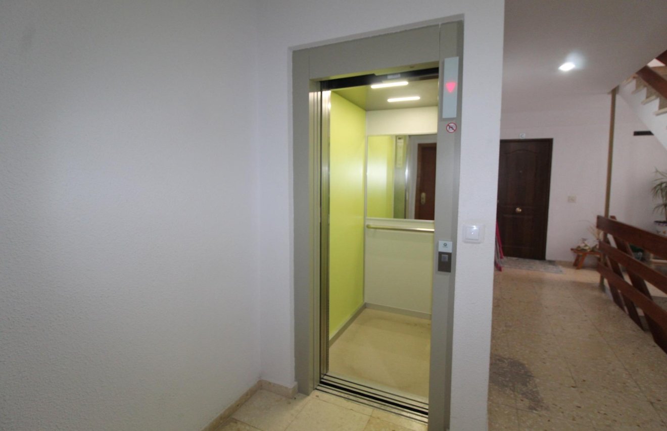 Reventa - Apartamento - Torrevieja - Playa del Cura