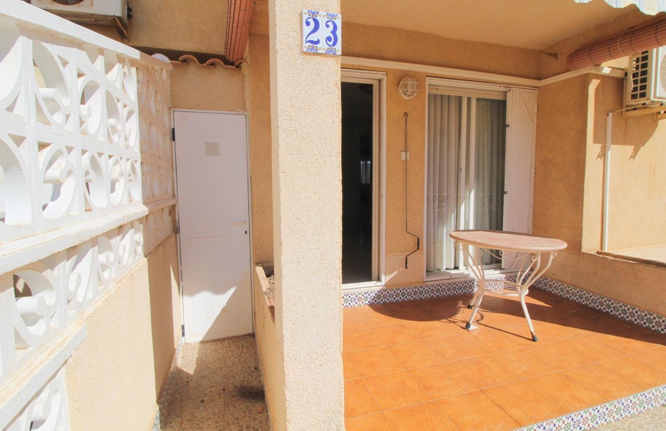 Revente - Bungalow Planta Baja - Torrevieja - Aguas Nuevas